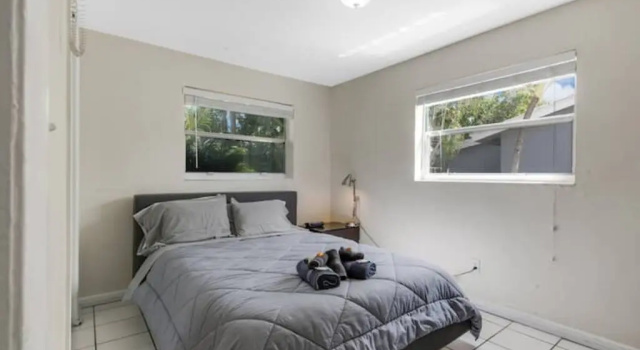 5140 Duplex in Oakland Park