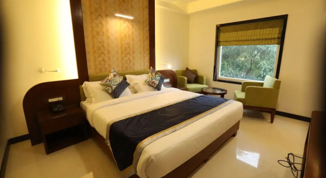 Номер Standard The Pinnacle INN Sarnath