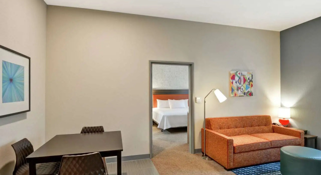 Люкс Home2 Suites by Hilton La Porte