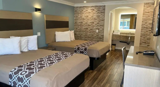 Номер Deluxe Walnut Inn & Suites West Covina