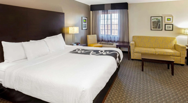 Двухместный номер Deluxe La Quinta by Wyndham Milwaukee Delafield