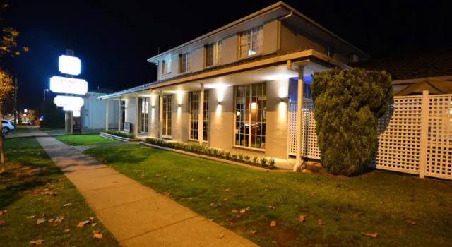 Номер Standard Winning Post Motor Inn