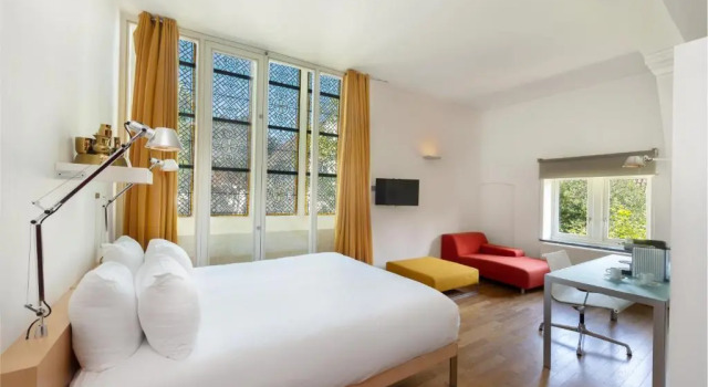 Номер Standard Kruisherenhotel Maastricht - Oostwegel Collection, member of Design Hotels