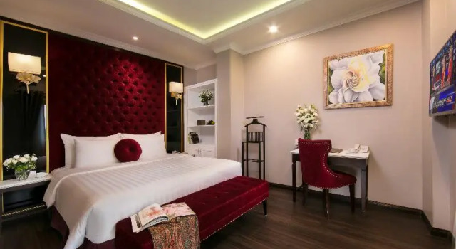 Двухместный номер Standard с балконом Hong Ngoc 2 Hotel