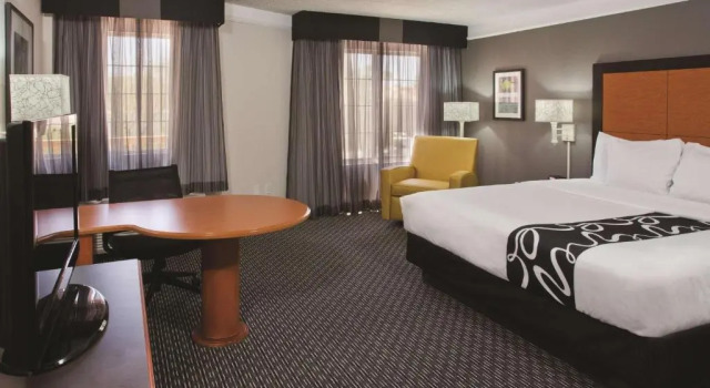 Люкс La Quinta by Wyndham Tucson Airport