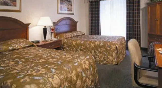 Tulsa Select Hotel and Convention Center, Book Hotel Tulsa Oklahoma, nær Southroads Mall