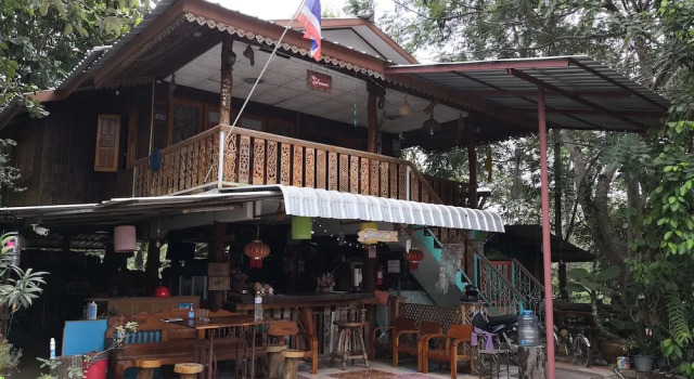 Khongchaim Marina Resort, Varaa Lomakeskus Hotellit North-Eastern Thailand pysäköinnillä, Pysäköinti