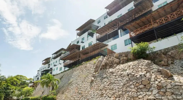 Bello departamento Casa Veleros frente al mar.