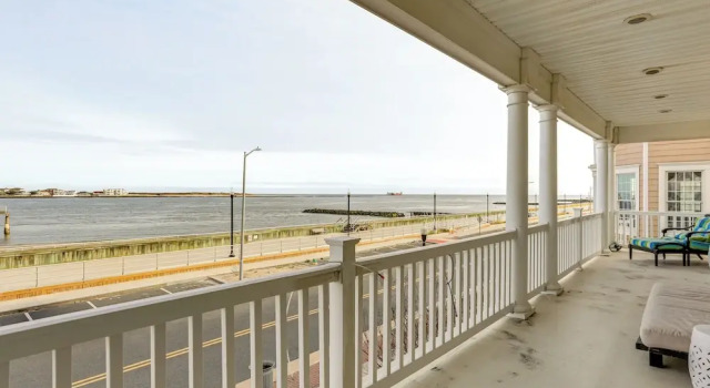 Коттедж Steps to Shore: Spacious Atlantic City Retreat!