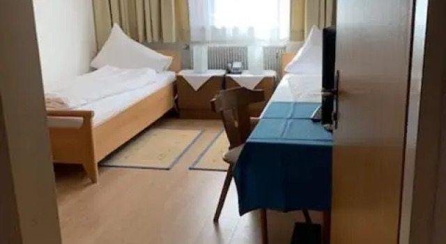 Номер Economy Hotel Karl Schranz