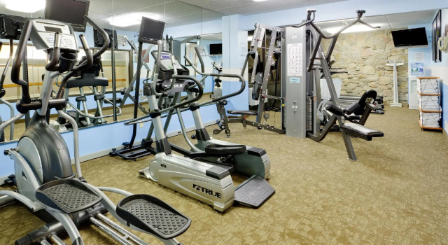 Run of House Holiday Inn Westbury-Long Island by IHG