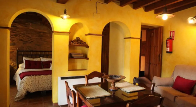 Apartamentos Rurales La Solana, Book Apartment Hotels in Extremadura with a Pool, Swimming Pool