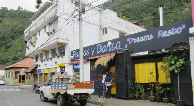 Hostal Plantas  Y Blanco, Varaa Hotelli Baños Tungurahua