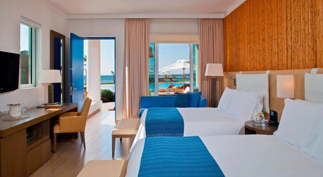 Четырёхместный номер Deluxe oceanfront Hotel Paracas, a Luxury Collection Resort, Paracas