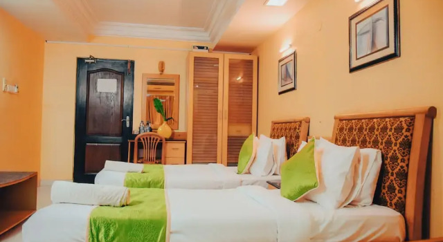 Naksha Tree Hotels - Mogappair