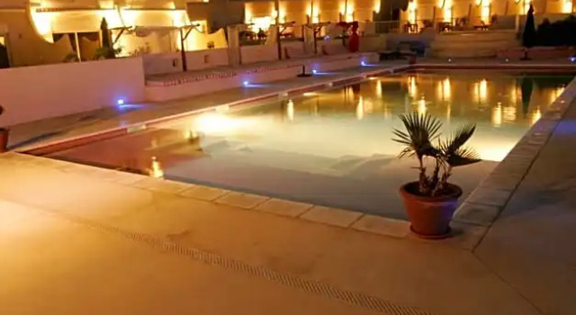 Le Jardin d'EDEN "réservé aux couples", Rezervovat Hotel Agde Canal du Midi