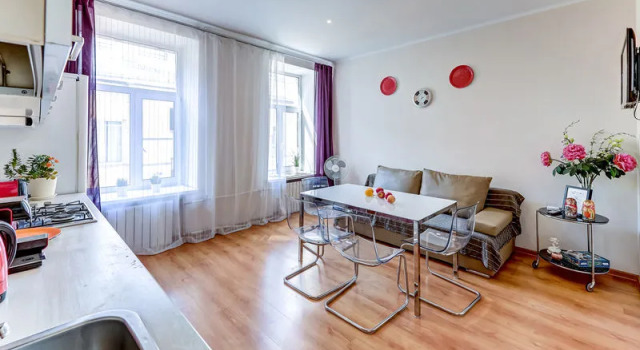 Apartments Bud kak doma on Nevskiy avenue, bld. 53, Забронировать Апартаменты/квартира Апартаменты Санкт-Петербурга, рядом с Собор Владимирской иконы Божией Матери, Апартаменты/квартира