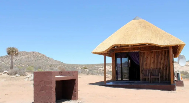 Двухместный номер Deluxe с балконом Sperrgebiet Lodge