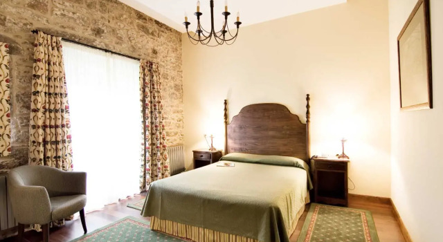 Hotel Monasterio de Aciveiro, Book Hotel  