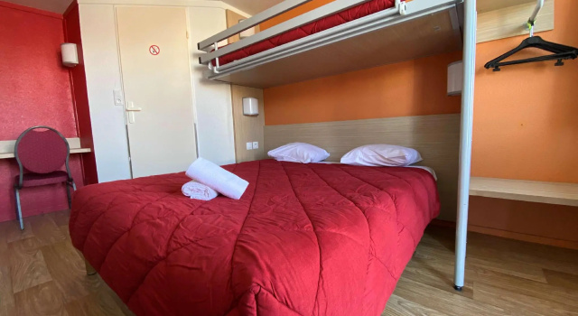Трёхместный номер Standard Classic Hôtel - Fontenay-Trésigny