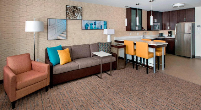 Двухместный люкс c 1 комнатой с видом на озеро Residence Inn by Marriott Boston Bridgewater