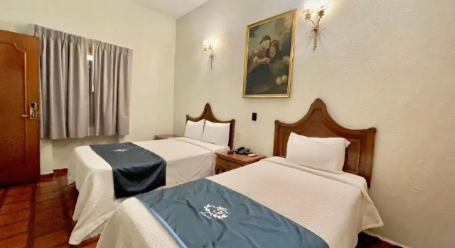 Трёхместный номер Standard Hotel Frances