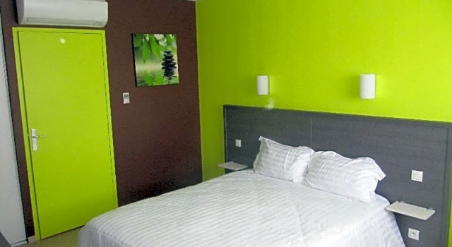 Двухместный номер Standard Hôtel Cantal Cottages