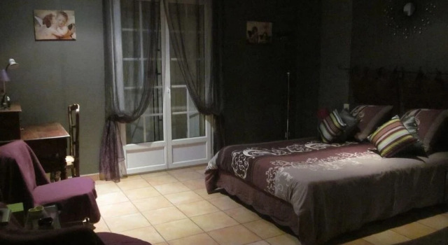 Chez Nicole Chambres et Table d'hôtes, Boek Hotel Millas Pyrénées-Orientales