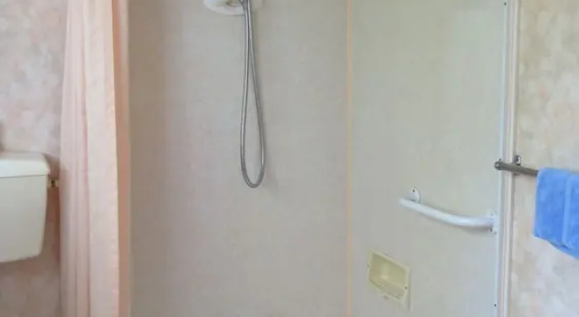 Семейный номер Standard с 2 комнатами с балконом Belle Bonne Motel