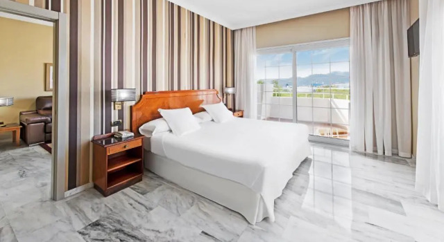 Семейный номер Superior Elba Motril Beach & Business Hotel