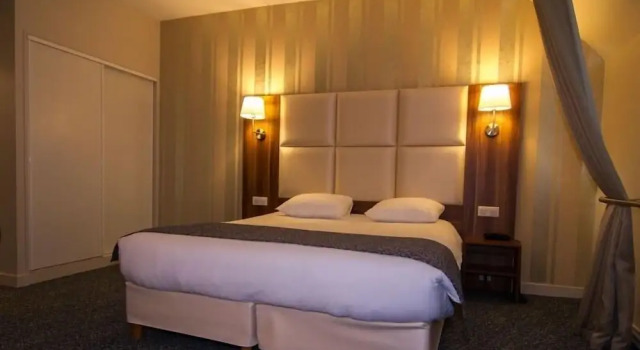 Двухместный клубный номер Standard Logis Hôtel Du Chateau