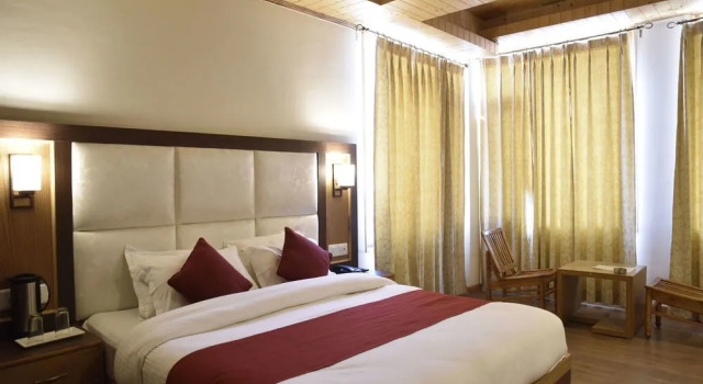 Hotel The Red Apple, Забронировать Отель Отели Манали 5 звезд, 5*