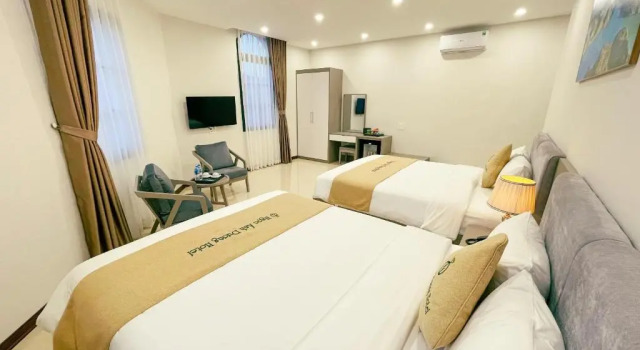 Четырёхместный номер Deluxe Ngoc Anh Duong Hotel Ha Long