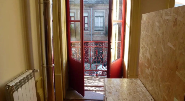 Кровать в общем номере Canvas Atelier Hostel