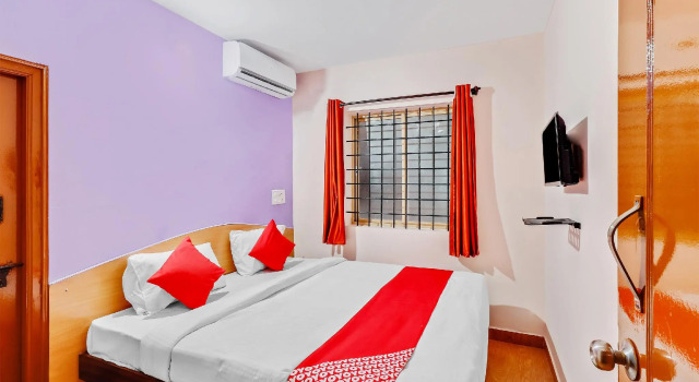OYO 49114 Surya Royal Comfort, Rezervovat Hotel Hotely v Bangalore s parkováním, Parkování