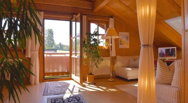 Chiemsee-Ferienwohnungen, Varaa Hotelli Hotellit Baijeri pysäköinnillä, Pysäköinti