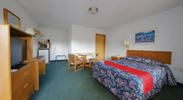 Номер Deluxe Budget 8 Motel