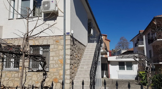Luccia Apartments-Guesthouse Laguna, Забронировать Апартаменты/квартира Недорогие отели Охрид, рядом с Автостанция Охрид, недорого