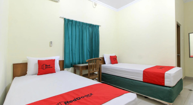 Двухместный номер Standard RedDoorz near Rumah Sakit Condong Catur