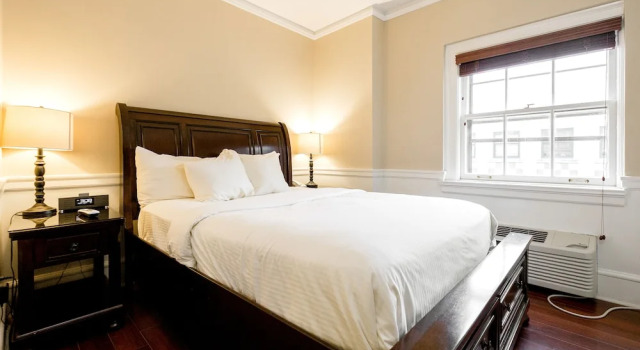 Четырёхместный люкс Hotel 340