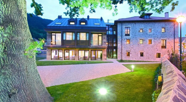 Hotel Dspacio La Robla, Rezerwuj Hotel Castaneda Kantabria