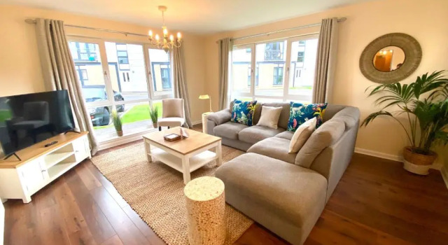 Monart Stylish City Centre Apartment, 2 Bed, sleeps 6