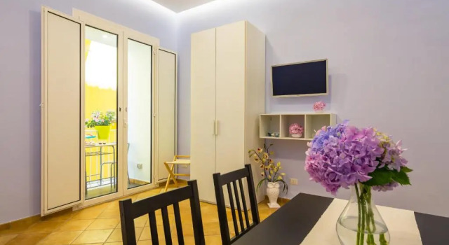 Fuoro 10 Sorrento, Забронировать Апартаменты/квартира Отели Сорренто с парковкой, рядом с St.Francis Church and Convent, Парковка