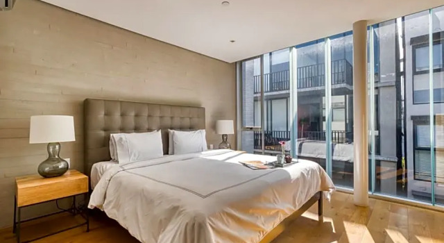 O podwyższonym standardzie studio Suites AR 218