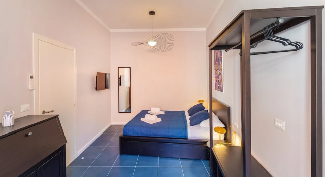 Cap rooms