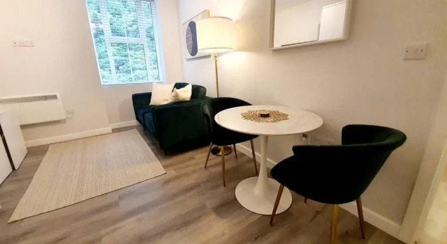 Town Centre 1 Bed, Close to the Beach with Parking, Varaa Huoneisto Asunnot kohteessa Merseyside, Huoneisto