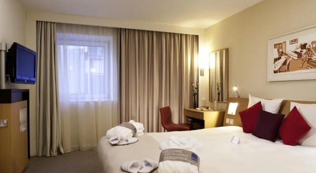 Люкс Novotel Sheffield Centre