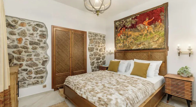 Люкс с видом на горы Meydani Suites
