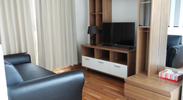 Infinity Holiday Inn Bangkok