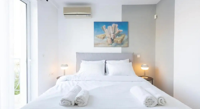 Апартаменты Kotzia 25 in Alimos With 3 Bedrooms and 1 Bathrooms